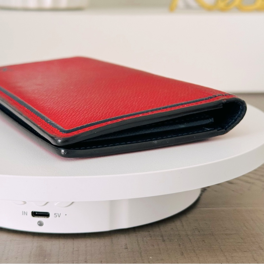 Louis Vuitton Red Taiga Leather Brazza Wallet - Picture 9 of 15